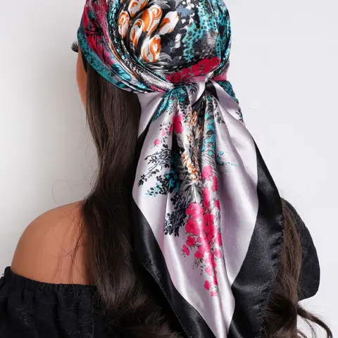 Elegant Floral Print Scarf for Women, Versatile Headscarf 35.4 Inch Square Head Wrap for Sleeping, Chic Boho Style Hair Accessory, Square Head Scarves
