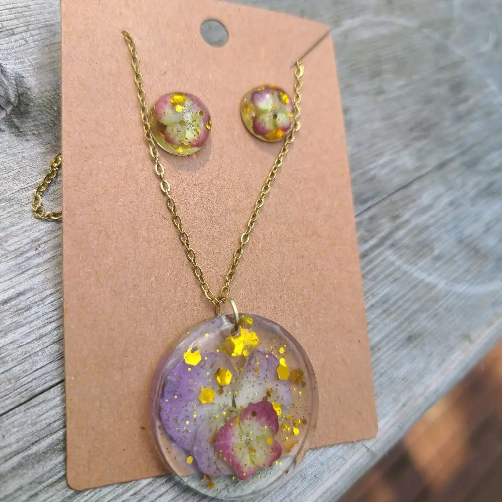 Handmade Dried Hydrangea Flower Resin Earrings and Necklace Set