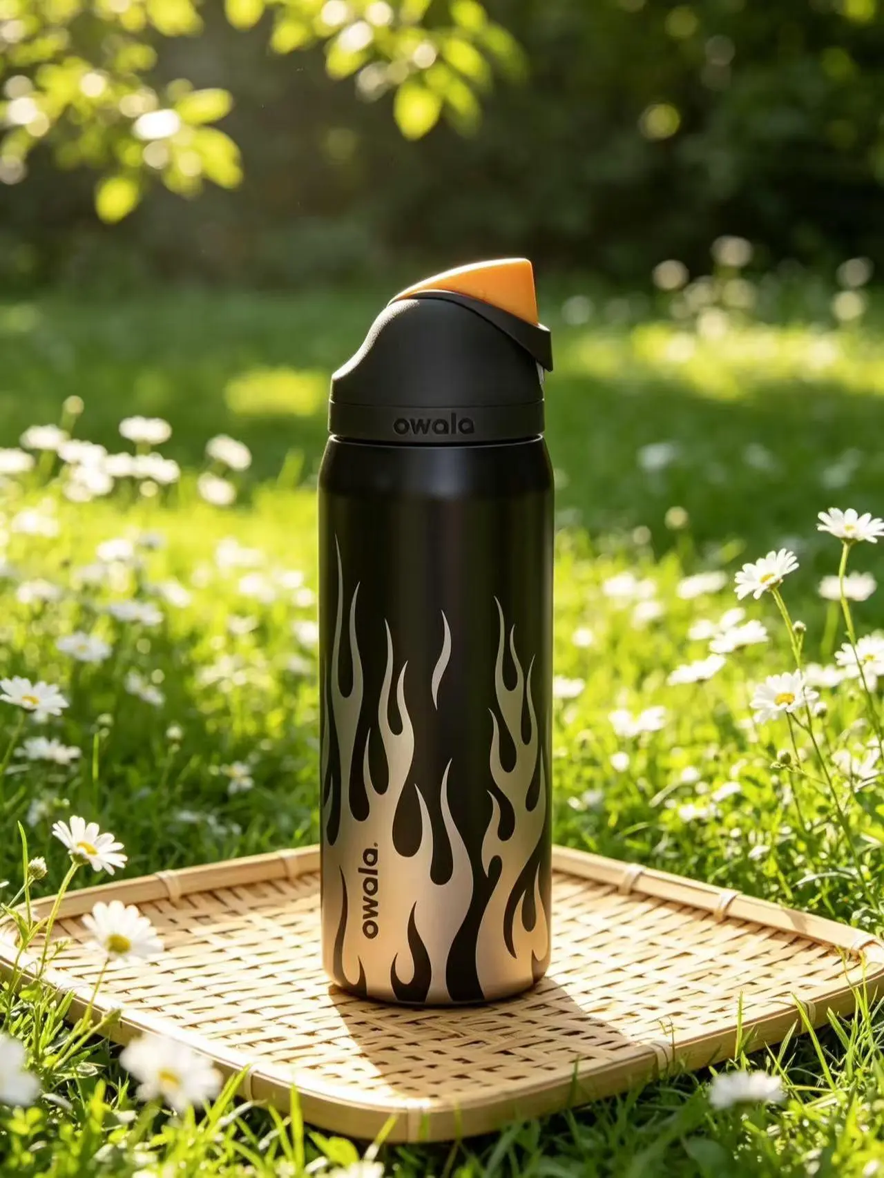 Owala 32oz Metallic Silver Flame Insulated Bottle, Orange Flip Leak-Proof Lid Vacuum Flask, Kitchenware Drinkware for Skate Style Enthusiasts