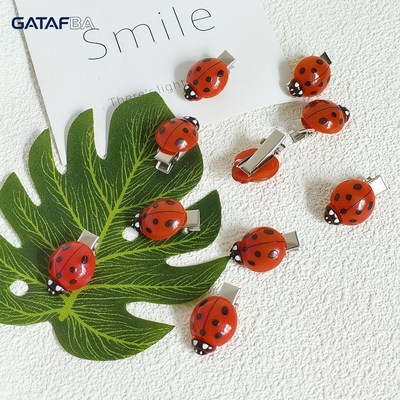 Ladybug Hair Clips Cute Insect Hair Barrettes, 3D Cartoon Ladybird Hair Accessories for Girls, No Slip Metal Alligator Clips for Thin Hair, Kawaii Red Beetle Hair Pins for Kids Women, Perfect for Daily Wear, Party, Photo Shoot and Summer Outfits