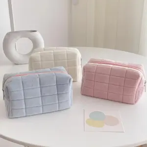 1pcs Suede Makeup Bag Storage High-End Large Capacity Organizer Portable High Aesthetic Zip