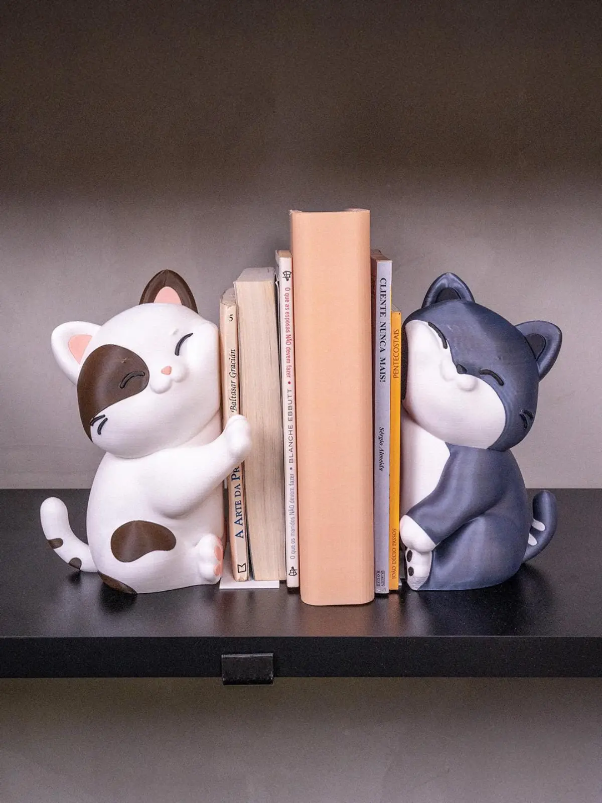 3D Printed Cat Bookends - Cute Decorative Book Nook Desk Organizer, Non-Slip Cozy Hug Shelf Accessory for Office Stationery, Cute Decorative Bookends, Book Nook Bookends