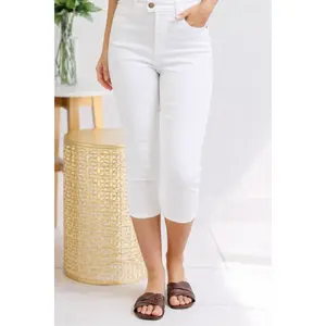 Judy Blue Tummy Control High Waist Spade Pockets White Denim Capri 78121, Stretchy Cotton Comfort Jean Womenswear Bottom, Chich Trendy Summer Fashion