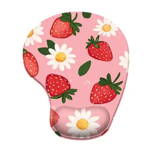 Strawberry Pattern Mouse Pad with Wrist Rest, Non-slip Base Mouse Pad, Wrist Rest Mouse Mat for Home Office Computer Laptop, Non Slip Mousepad