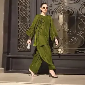 2025 New Women's Clothing Split Retro Casual Loose Elegant Green Two-Piece Set