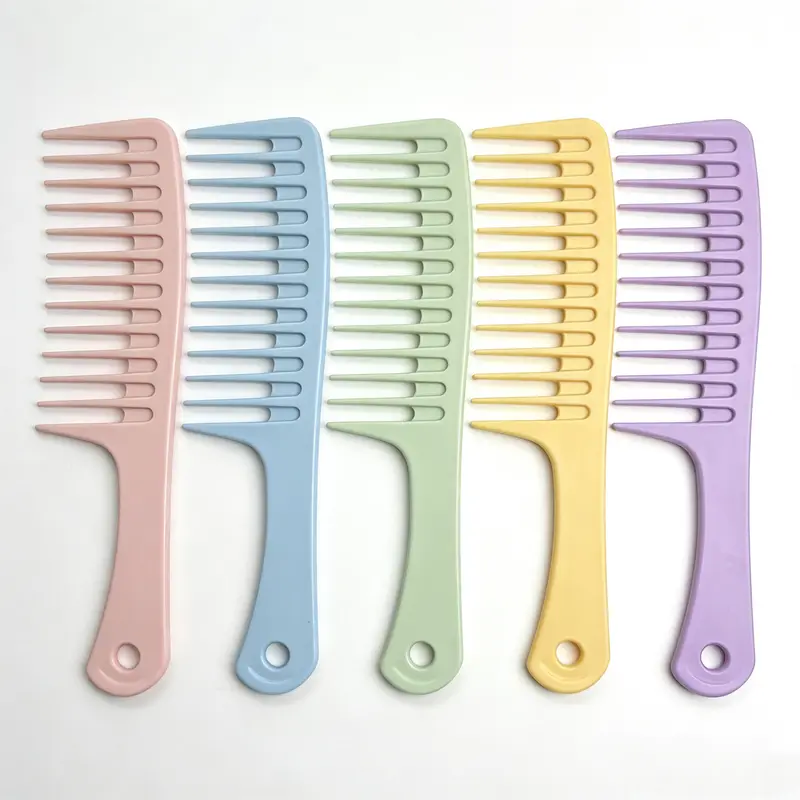 ERQQ Large Plastic Hairstyling Comb - Wide Gentle Teeth, Thick Hair Detangling, Synthetic Hair-Specific, Slim for Handbags & Pouches, Durable Daily Use, Tug-Minimizing, Everyday Maintenance Tool, Slim Enough For Handbags And Pouches