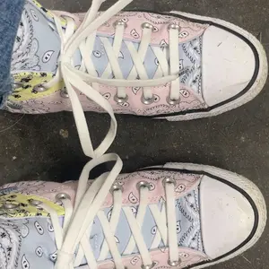 Product Review of Bread No-Tie Elastic Shoelaces – Slip-On Magic for Sneakers & Running Shoes from ʚ**