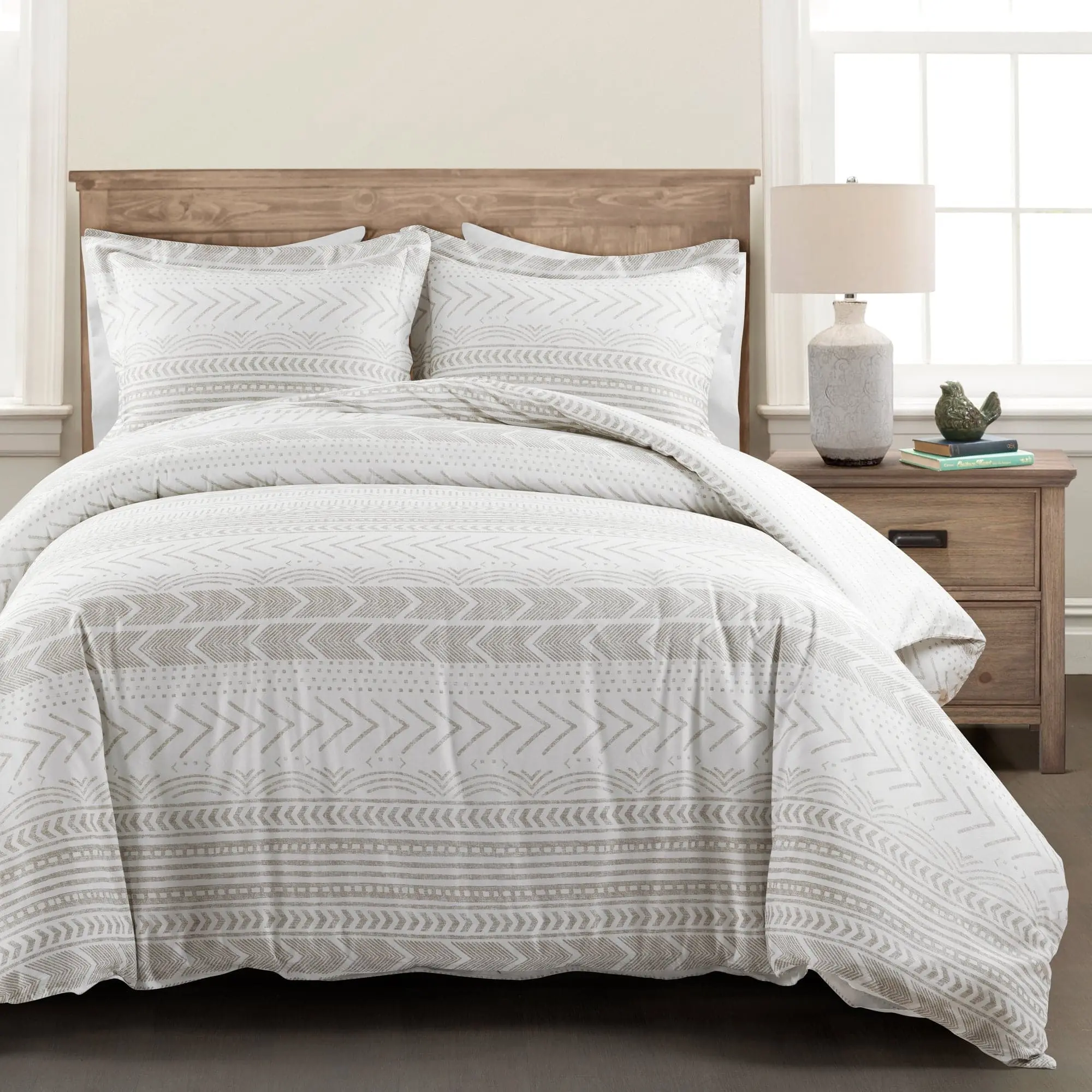 Lush Decor Scandinavian Style 3-Piece Reversible Cotton Geo Duvet Cover Set, Comfy Bedding, Decorative Duvet Cover, Bed Comforter Solution, Comfy Bedding Set, Bed Comforter Set