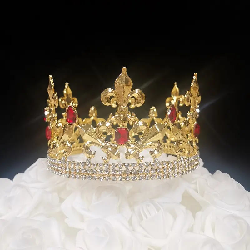 Tian Sweet 34040-RD 8.4 oz Red Fleur De Lis King Gold Crown Cake Topper, Cake Decor, Festive & Party Ornaments