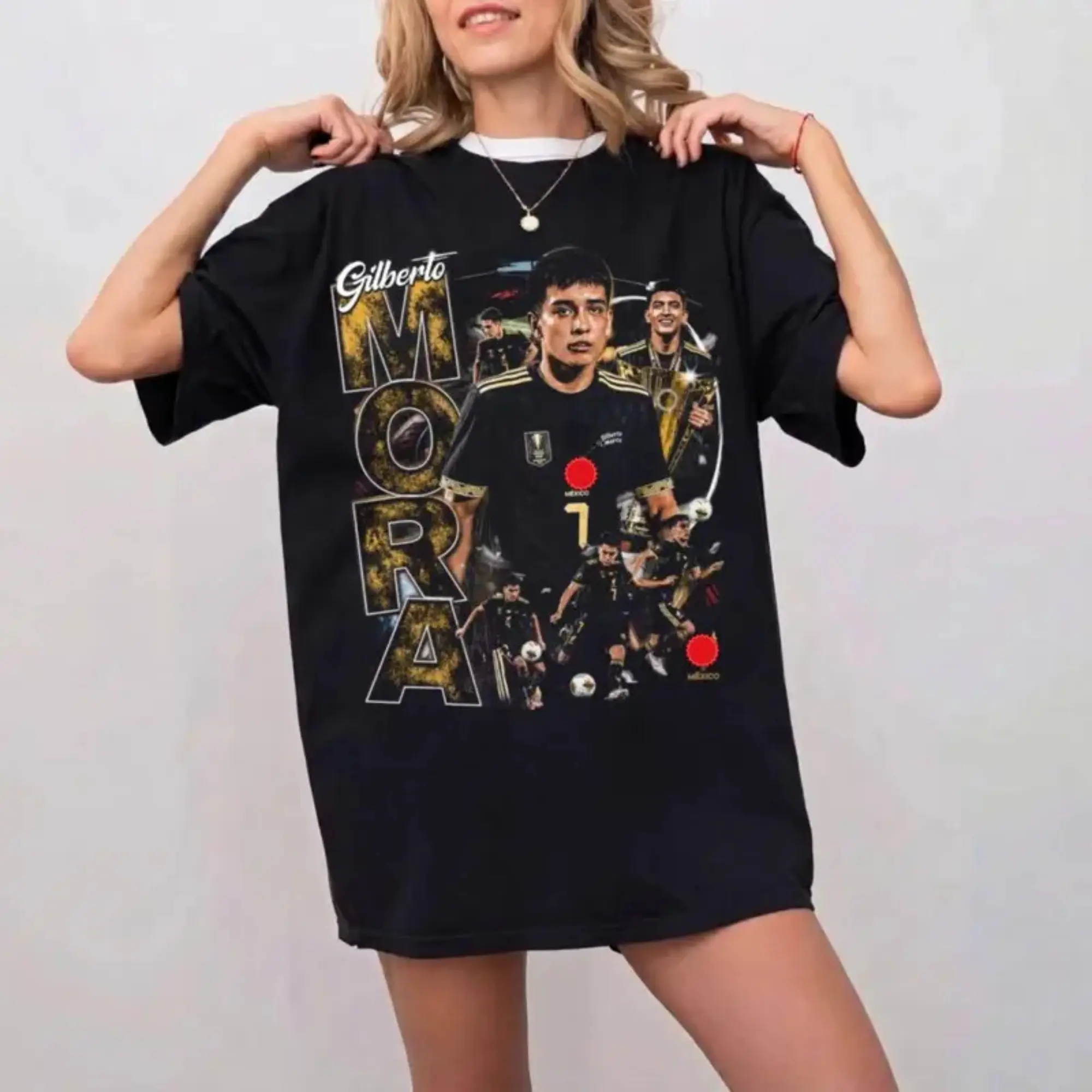 Retro Gilberto Mora Soccer Unisex T-Shirt, Gilberto Mora Fan Gift, Vintage Football Graphic Tee for Men & Women