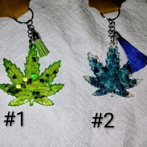Leaf Resin keychains