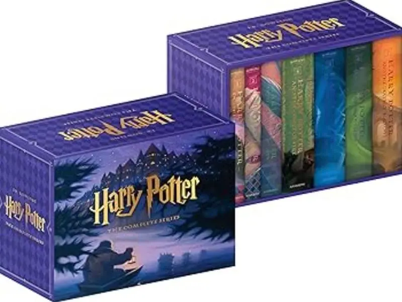 Harry Potter Hardcover Boxed Set: Books 1-7 (Slipcase) Hardcover – February 7, 2023
