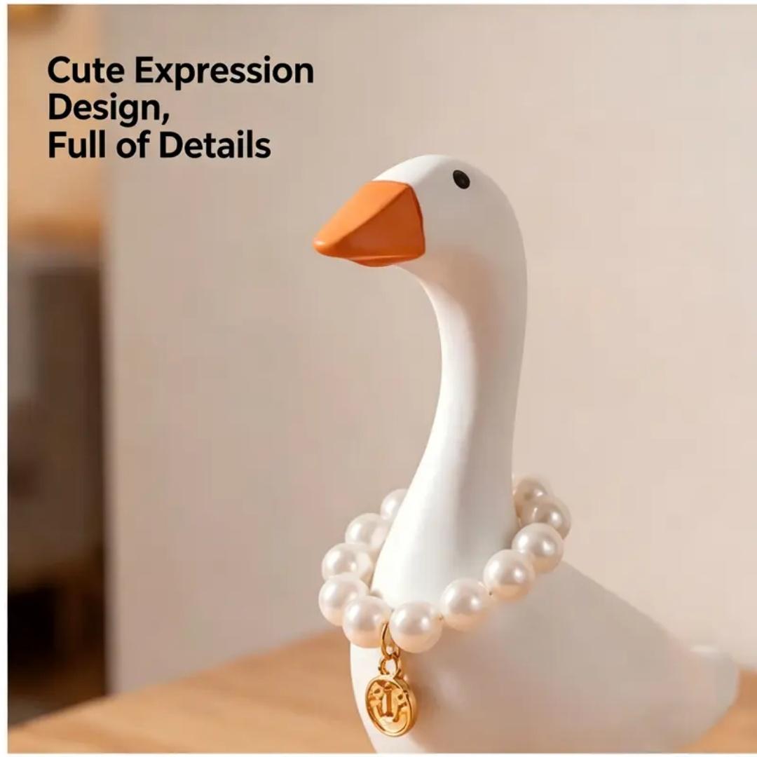 2.Cute Goose Magnetic Key Holder, Kawaii Room Office Desk Decor, Funny Bedroom Aesthetic Decorations, Unique Housewarming Gifts for Women Men, 1PCS