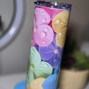 Vaso 20 Onzas with Colorful Floral Design and Water Droplets for Stylish Drinkware