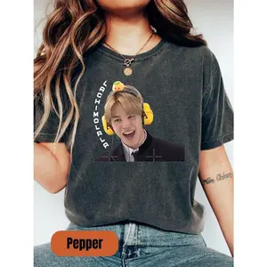 Lachimolala, Kpop Boy Group Member T-Shirt1