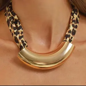 Leopard Print Geometric Pendant Necklace Adjustable Clavicle Jewelry with Gold Plated Curve Design