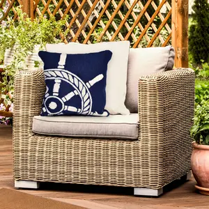 Lush Decor FRONTPORCH Indoor/Outdoor Handmade Pillow - Traditional Geometric Coastal Beach Accent  (Ship Wheel)