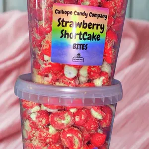 StrawBerry ShortCake Bites Tub