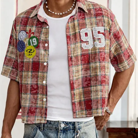 Vintage 90s Cropped Checked Plaid Flannel Casual Trendy Shirt, Men's Oversized Short Sleeve Button Down Top with Number 95 & Badge Patches, Retro Washed Streetwear Blouse for Hip Hop OOTD & Gen Z Casual Style, Casual Apparel, Menswear