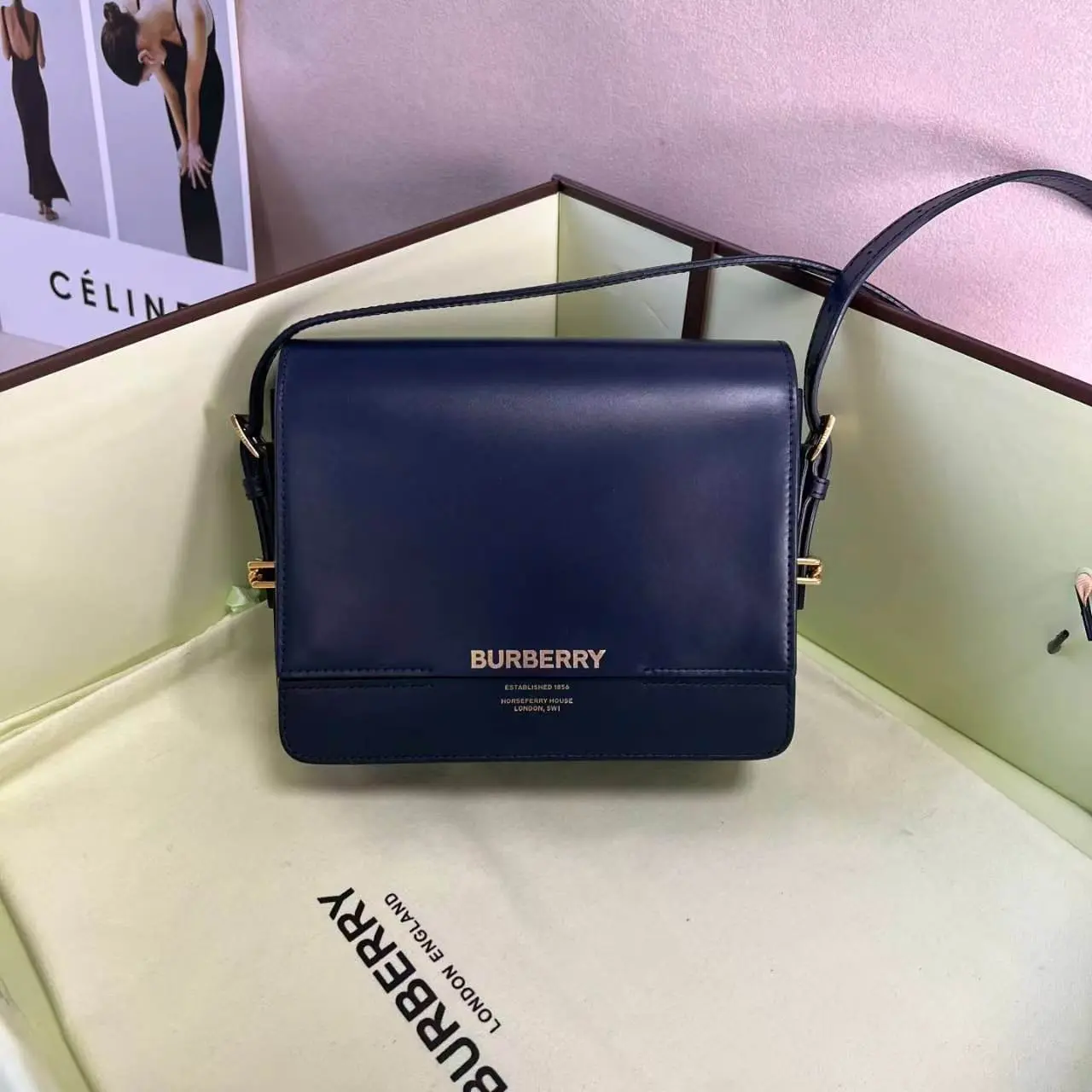 Pre-owned BURBERRY Grace Blue cowhide small C8356149437