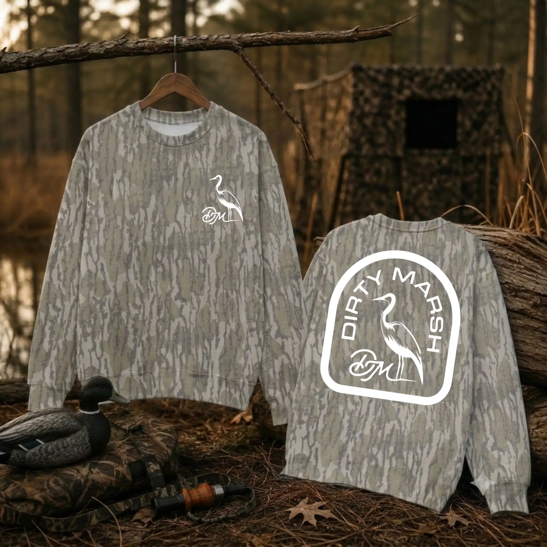 Dirty Marsh Heron Logo Bottomland Style Camo Sweatshirt for Men, Marsh Bird Graphic Outdoor Hunting Crewneck Long Sleeve Pullover