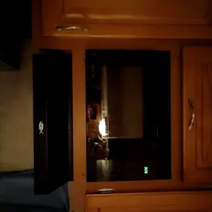 Magic Chef 1000 Watt 1.1 Cubic Feet Digital Touch Countertop Microwave, Black