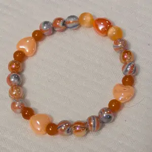 Sweet as a Peach Bracelet 6.5in Beaded Bracelet with Heart Beads and Orange Accents
