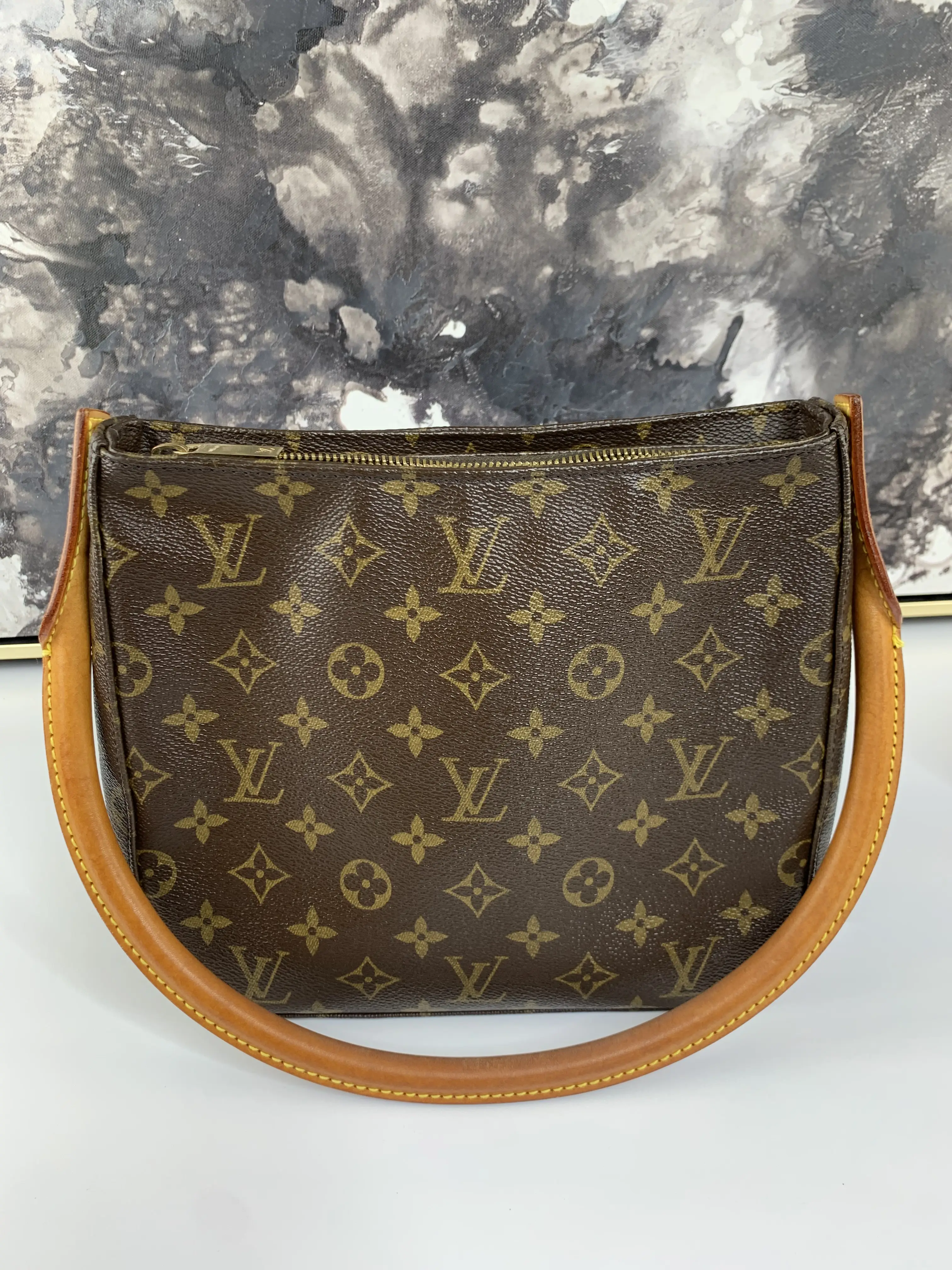 Pre-owned Louis Vuiton coated canvas and vachetta leather Shoulder Bags Looping MM