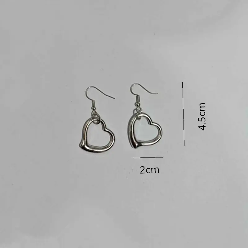 Hollow earrings