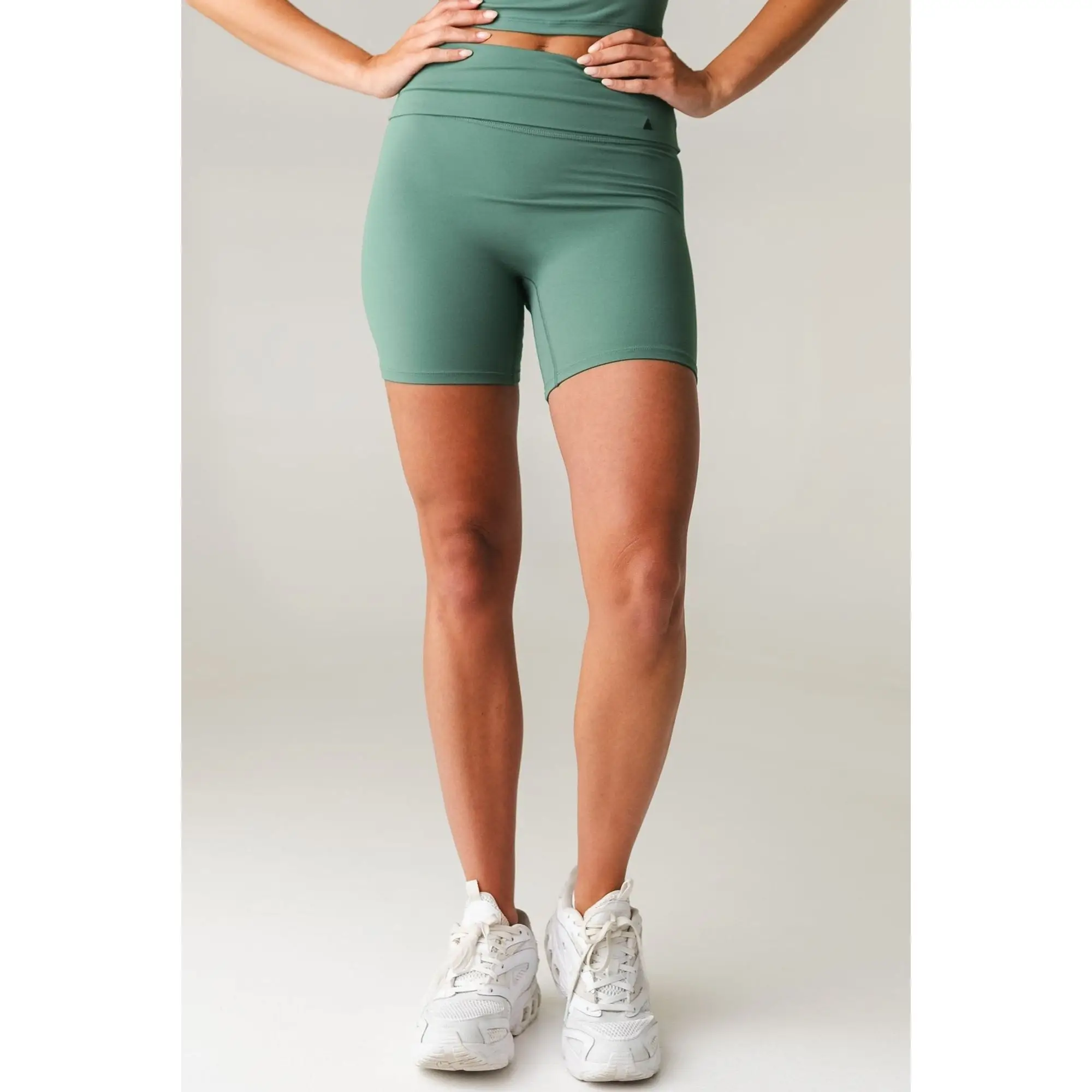 Vitality Cloud II Foldover Volley Short