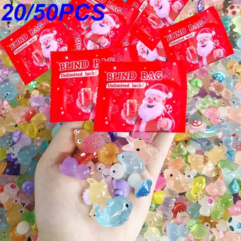Christmas Blind Bags Mystery Bags Mini Glow-In-The-Dark Animal Resin Models, Home Decor, Fairy Garden, Birthday Party Gift, Glowing Party Favors, Party Favors Assortment, DIY Crafts, Christmas Present, Gift Idea, Ideal for Gifting