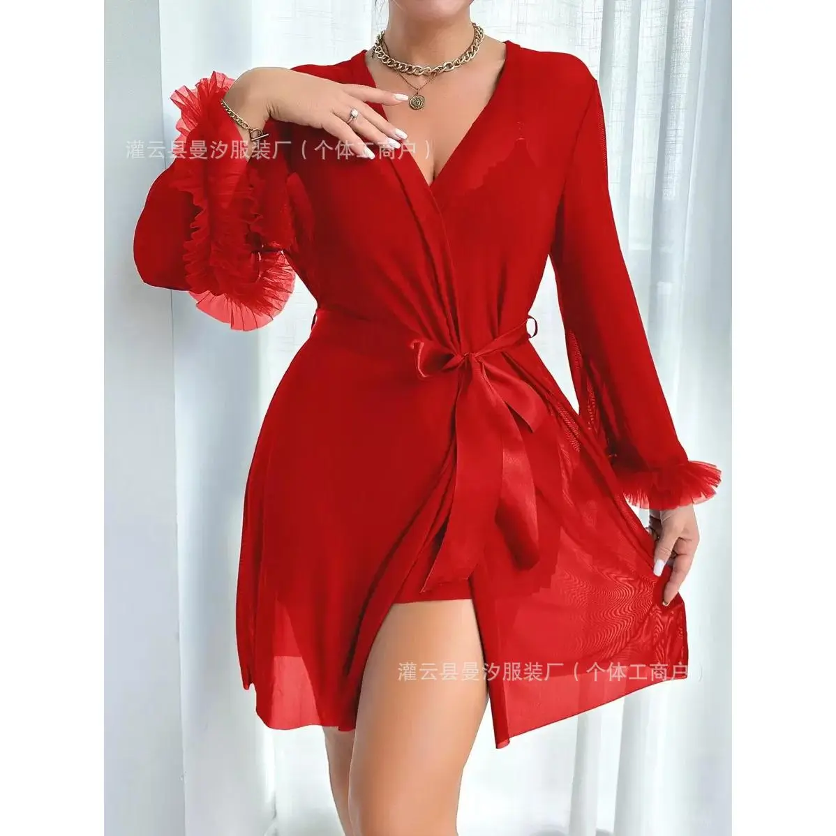 Red suspender+nightgown