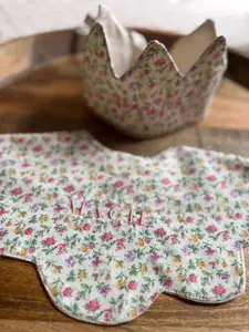 Handsewn Birthday Crown Hat Bib Floral Personlized Embroidery Gift Set