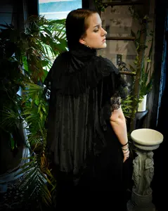 Tissaia Velvet & Lace Tapered Capelet