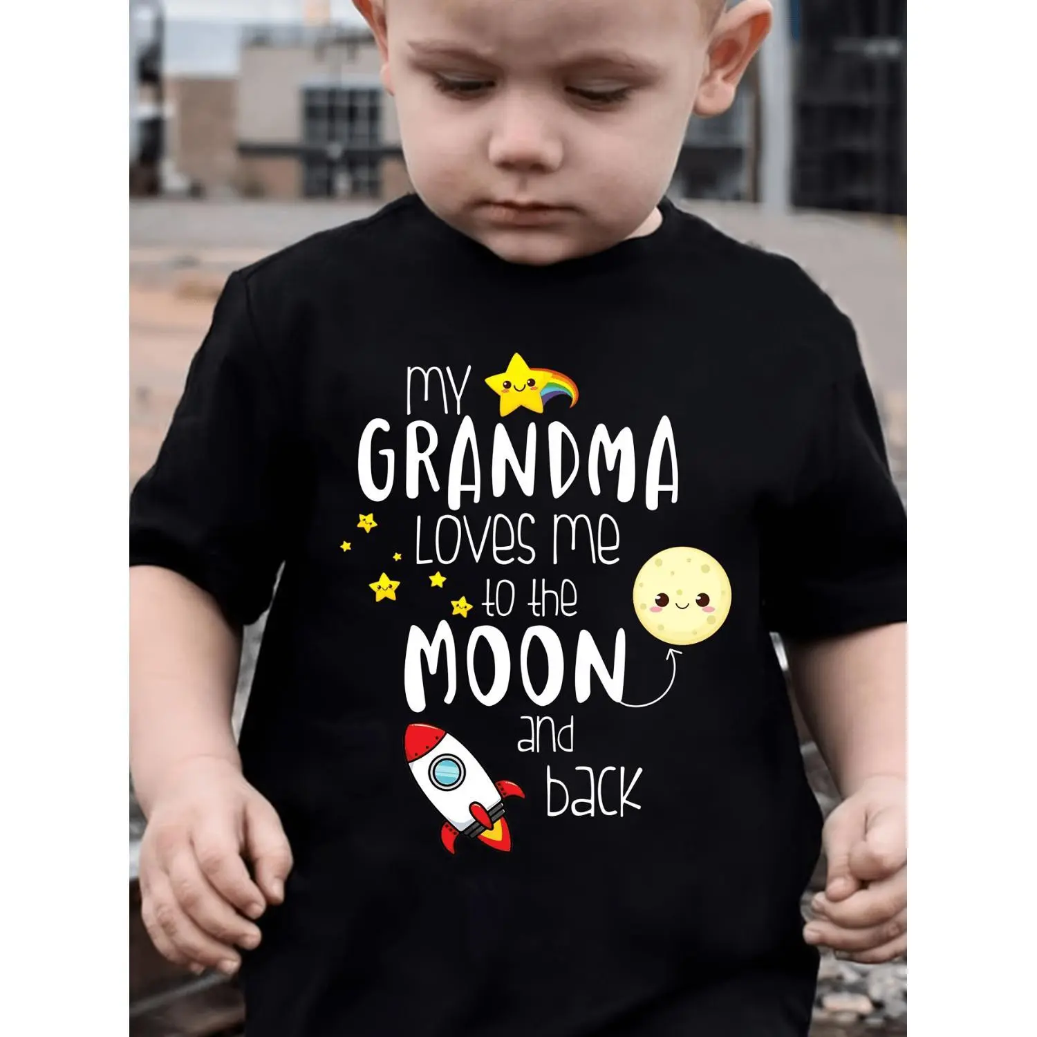 Boys' Basic Summer Short-Sleeve Round Neck T-Shirt - Soft Fabric, "My Grandma Loves Me To The Moon And Back" Printed Text, Casual Outdoor Top for Back to School Haul