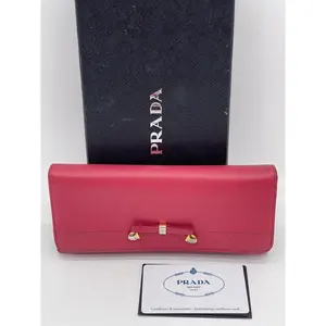 Pre-owned PRADA Saffiano Leather small leather goods PRELOVED Pink Bow Long Wallet. BRY263Y 082924 H