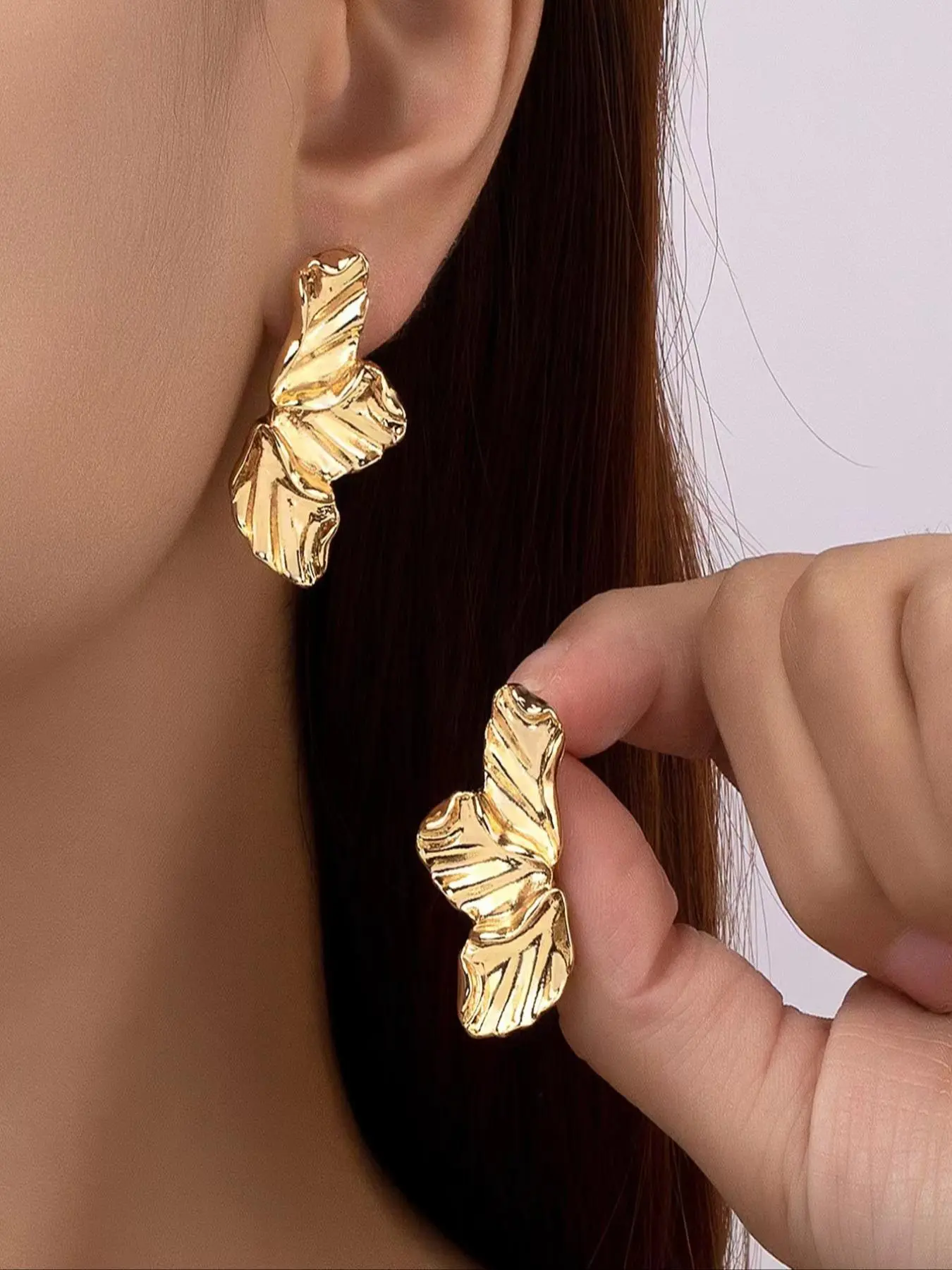 Texture Metal Flower Design Fashion Drop Dangle Earrings, Irregular Earrings, Elegant Minimalist Earrings, Statement Earrings, Striking Trendy Jewelry for Women Party, Daily Clothing Decor, Perfect for Gift, Earrings Dangling
