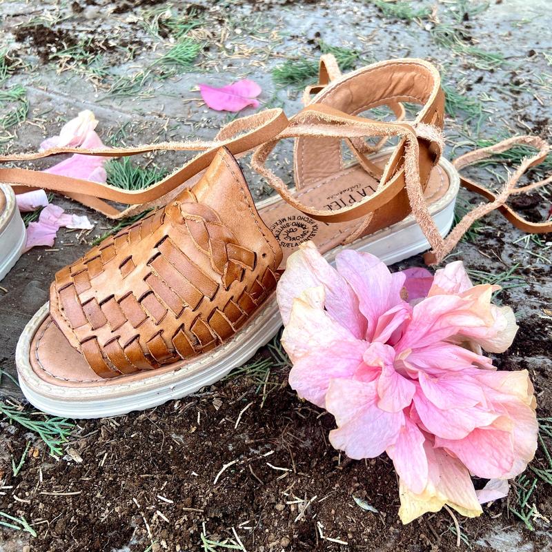 Lace up Leather Shoes. Open Toe Artisanal Huarache. Mexican Comfortable Sole Shoes. Cute Summer Sandals. Mexican Slip on Shoes