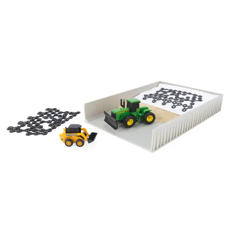 ERTL 1/64 John Deere Silage Bunker Farm Toy Playset