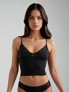 Elegant Adjustable Thin Strap Lace Trim Breathable Tank Top, with Pads, Fashion Sweat-Wicking Elastic Short Sleeve, Summer Skin-Friendly Wear