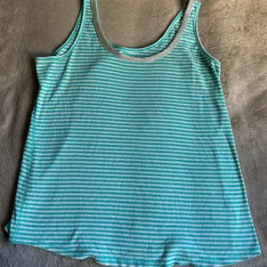 Lane Bryant Women's Shirt Green 22/24 3X Comfy Stretch Activewear T-Shirt