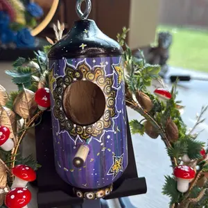 Star Buttons hummingbird house for hummingbirds and other small creatures hummingbird feeder