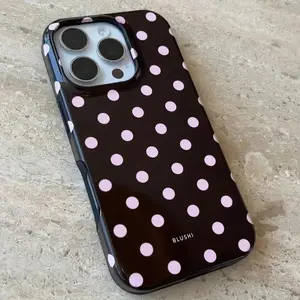 Polka Dot| Marron et Rose - Blushi Phone Cases| Brown & Pink Polka Dots Phone Case, Retro Phone Case, Polka Dot phone case, For Iphone 17 Pro Max, 16 15 14 13  12 11 X 8 7 SE series  Gift for her, Gift for girl friend, for friends