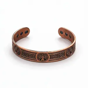 Men's copper magnetic bracelet with adjustable opening, featuring a Tree of Life design. A copper jewelry gift with an elegant and minimalist style.