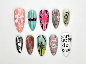 2000s Pop Style Press On Nails | Retro British Pop Nails | Peace Sign & Graffiti Art | Statement Aesthetic Nail | Cool Girl Style