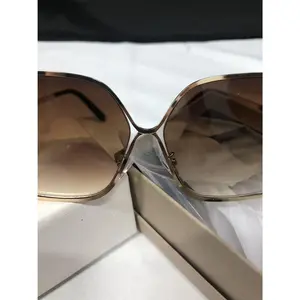 Trendy Designers Style Sunglasses, Classic Iconic Frame Design, High Definition UV Protection Lenses, Ultra Light Fashion Eyewear for Daily Travel and Outdoor Matching