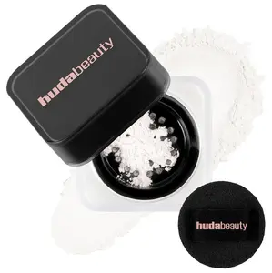 HUDA BEAUTY  Mini Easy Bake Loose Baking & Setting Powder (Size 0.21 oz/6 g)