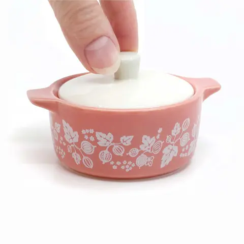 Gooseberry Casserole Ceramic Trinket Box