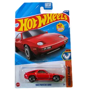 Hot Wheels 1983 Porsche 928S Diecast Car