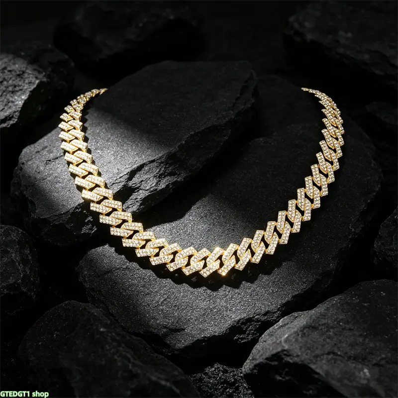 Full Iced Cuban Link Necklace Charm, Gold-Plated or Silver-Plated Thick Statement Accessory, Hip Hop-Streetwear Style Neckwear for Casual Use, Ideal for Luggage-Bag Decoration, Necklaces